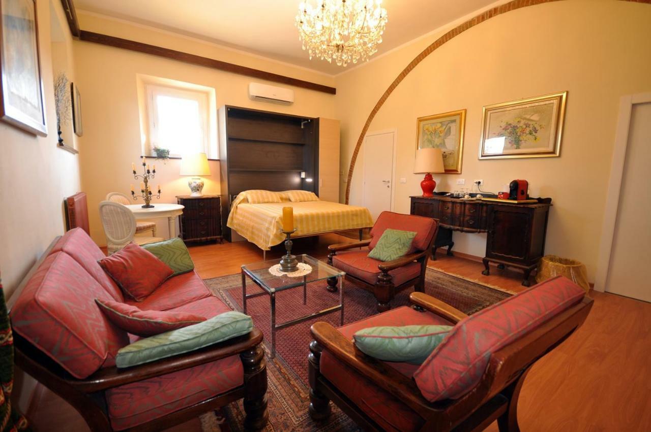La Stanza Del Podere Isabella Hotel ซานวินเชนโซ ภายนอก รูปภาพ