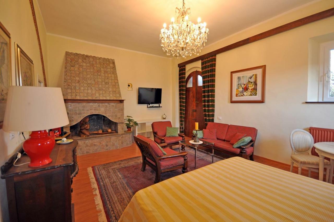 La Stanza Del Podere Isabella Hotel ซานวินเชนโซ ภายนอก รูปภาพ