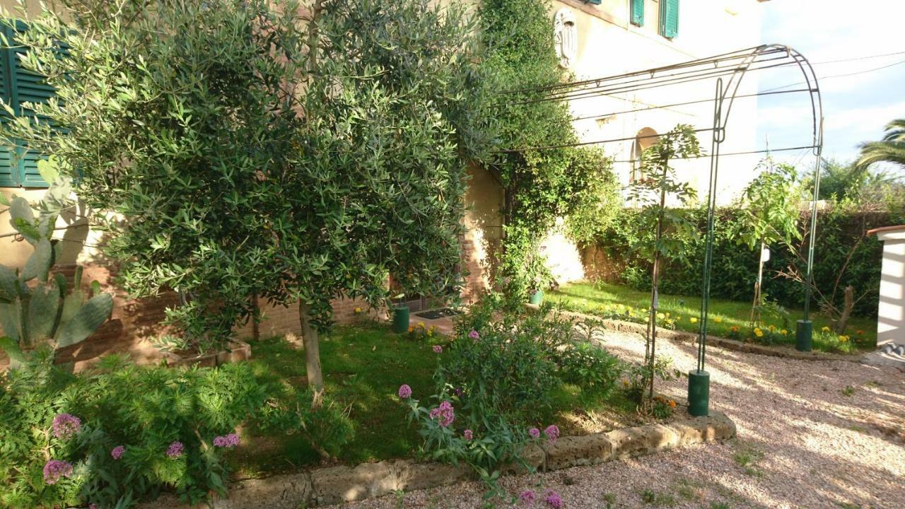 La Stanza Del Podere Isabella Hotel ซานวินเชนโซ ภายนอก รูปภาพ